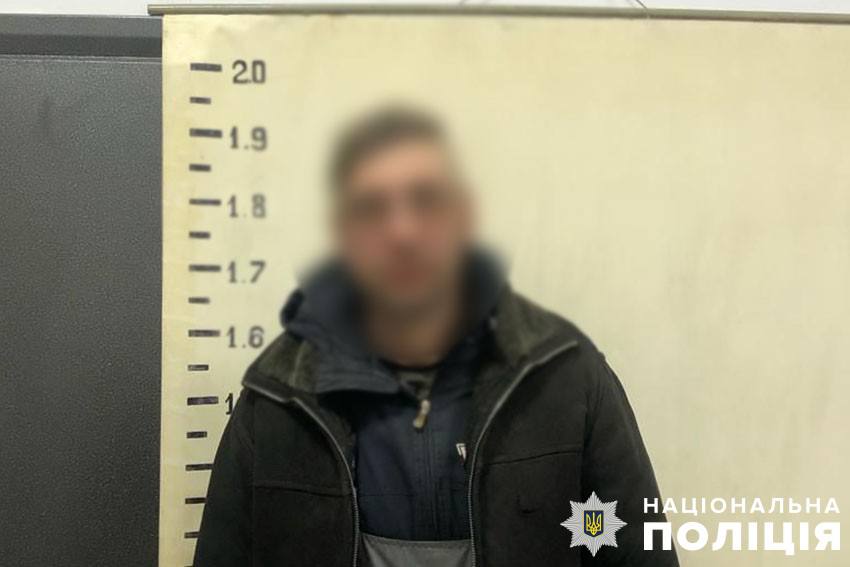 В Києві військового вдарили цеглиною по голові