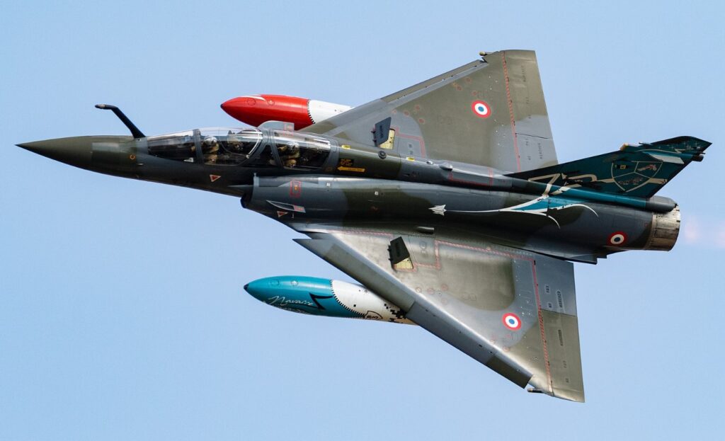 Франція готова передавати Україні нову партію літаків Mirage 2000