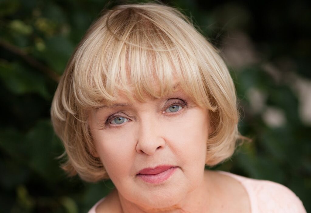 Ада Роговцева опублікувала унікальне фото з правнуком