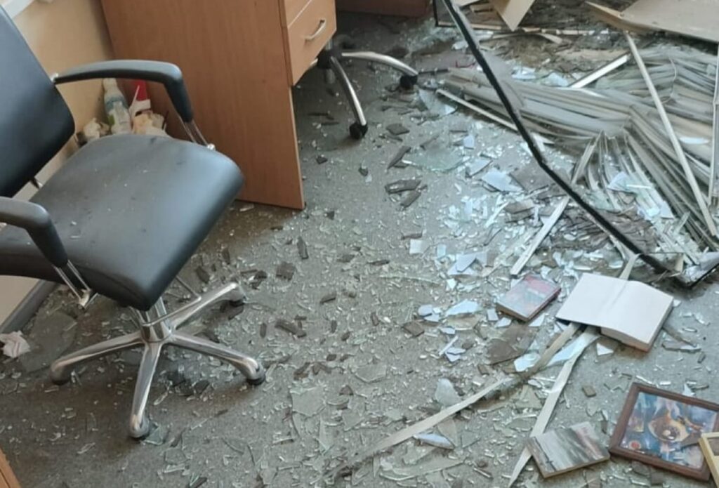 Редакція телеканалу Порошенка постраждала під час російського удару по Києву