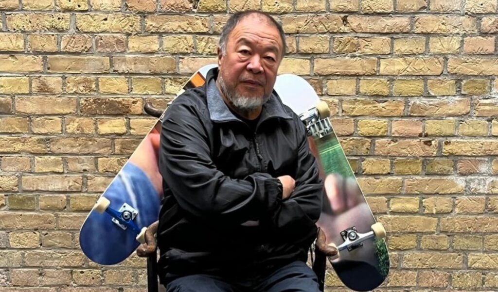 Видатний художник Ай Вейвей зрозумів важливу річ про українців після відвідання фронту