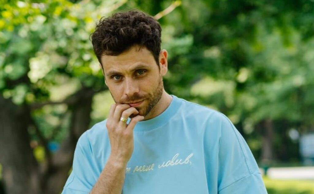 В актора Артура Логая стався інцидент з журналісткою