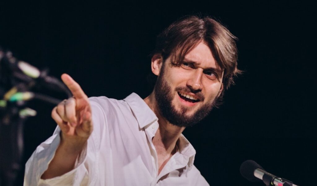 “Якось так і живем!” Вадим Яценко розповів, про які особливості хористів “Гомону” знає тільки він