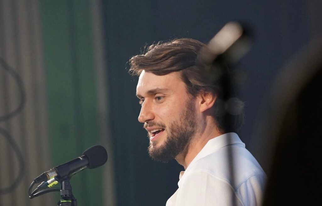 Актриса Олена Кравець підлікувалась на концерті хору “Гомін”