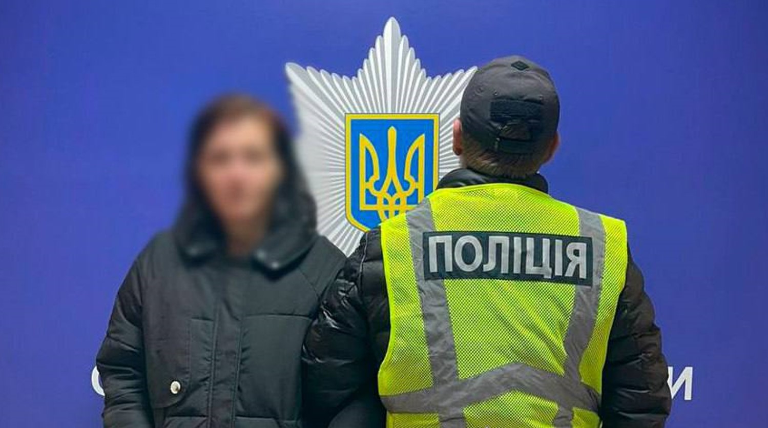 Жінка кинула собаку з вікна п’ятого поверху в Києві