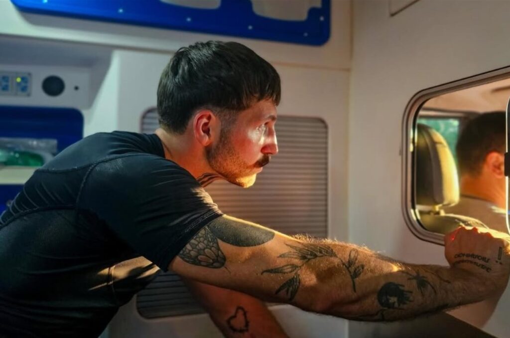 Хто такий Петро Злотя та чи правда він одружиться з Melovin