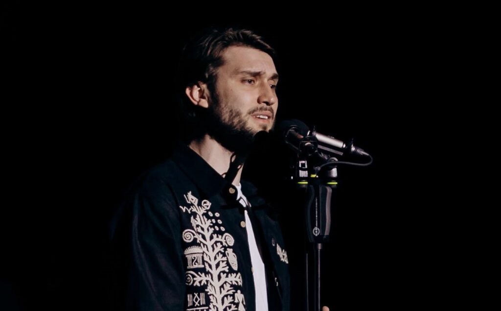 Так цю пісню навіть в Україні не співали! Вадима Яценка вразило виконання легендарного хіта в польському Любліні