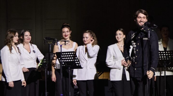 Вадим Яценко та хор "Гомін"