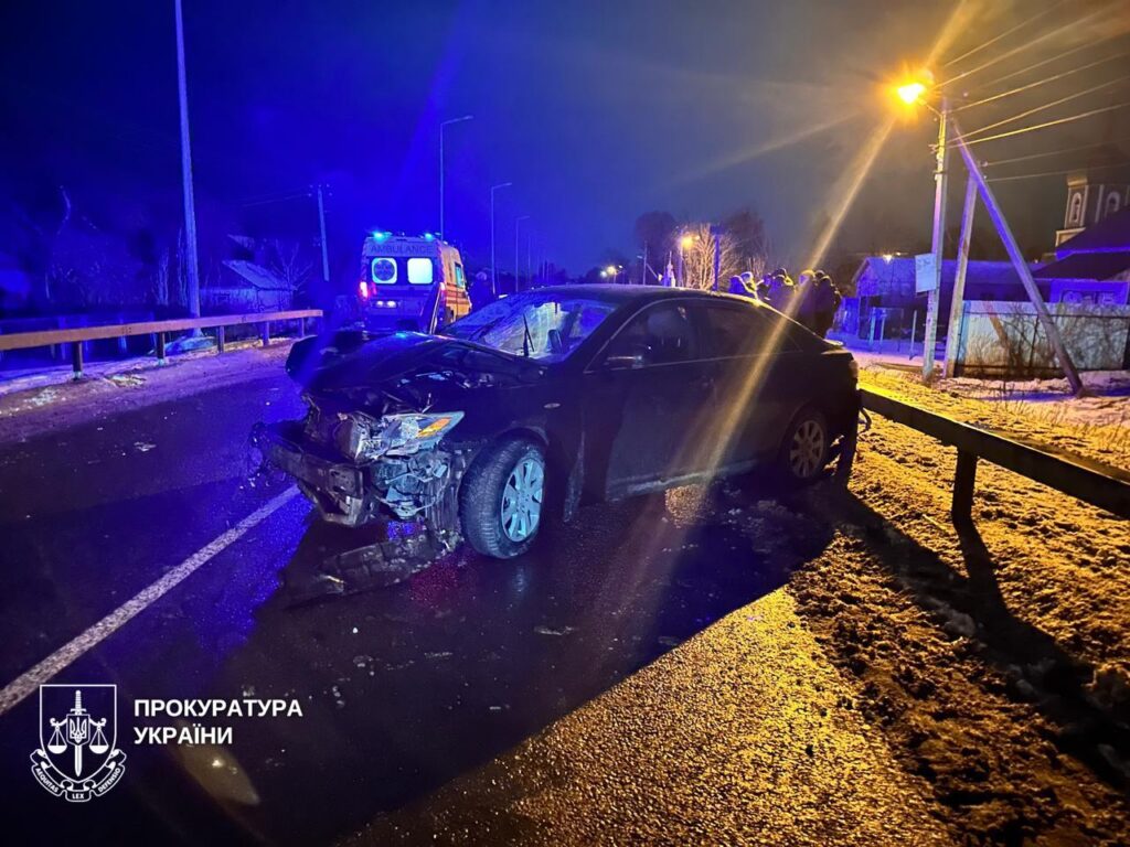 Наслідки ДТП з Toyota Camry в селі Орв’яниця 2 січня 2026 року