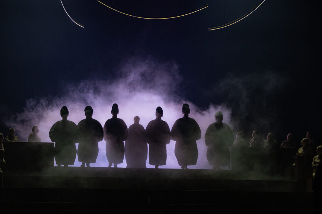 "Золотий обруч" Івана Уривського