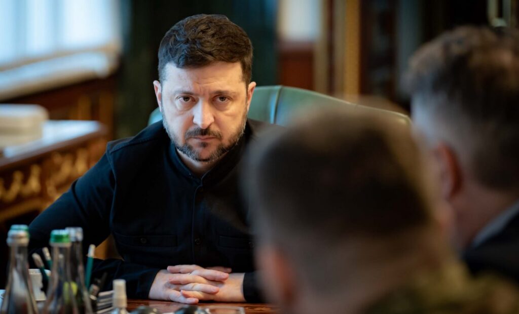 Зеленський зробив роз’яснення щодо скандальної новини про намір оголосити вибори