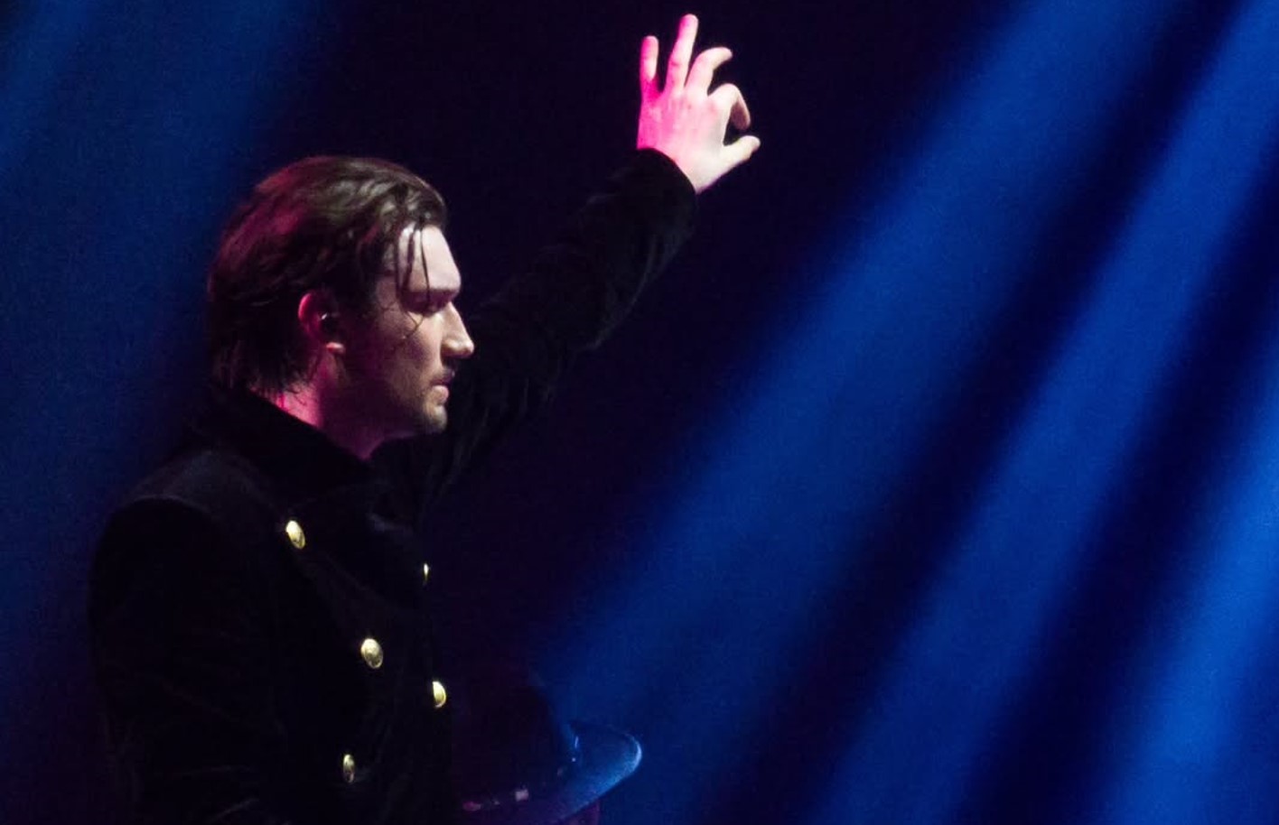 Вадим Яценко диригує The Rock Symphony Orchestra