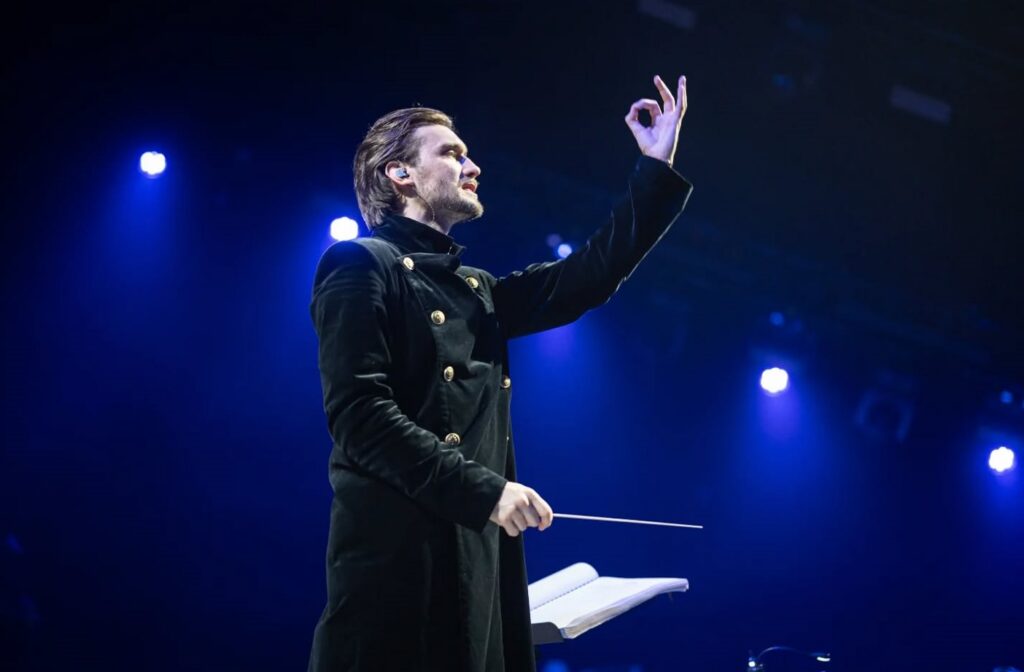 “Проїхавши пів світу, вирішив зробити пост про найкращі місця”: Вадим Яценко опублікував унікальні кадри