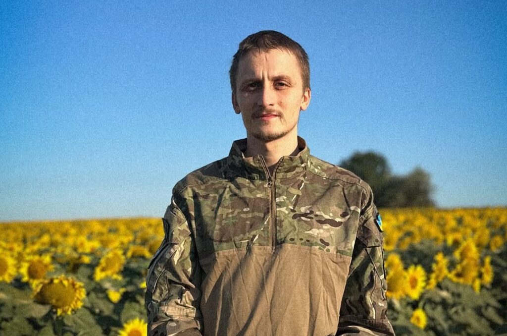 Артист хору “Гомін” переспівав пісню мобілізованого до Сил оборони України музиканта