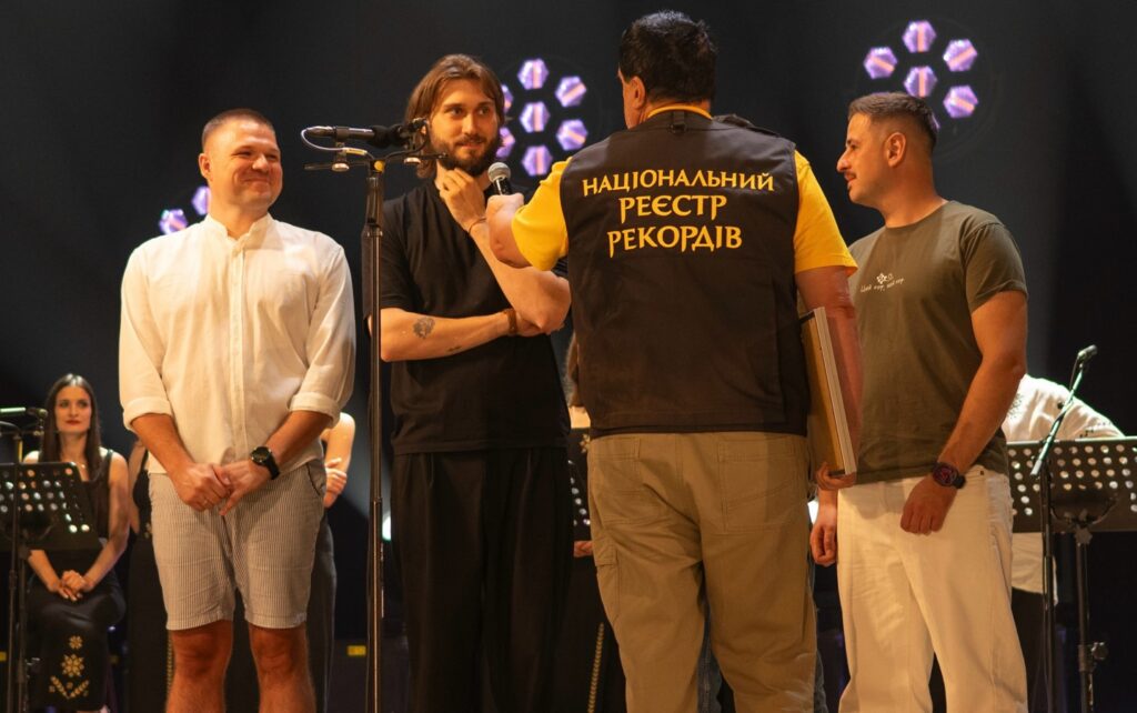 Хор “Гомін” з Вадимом Яценком встановили рекорд